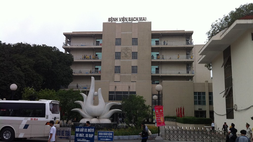 Bệnh viện Bạch Mai, số 78 Giải Phóng, phường Kim Liên