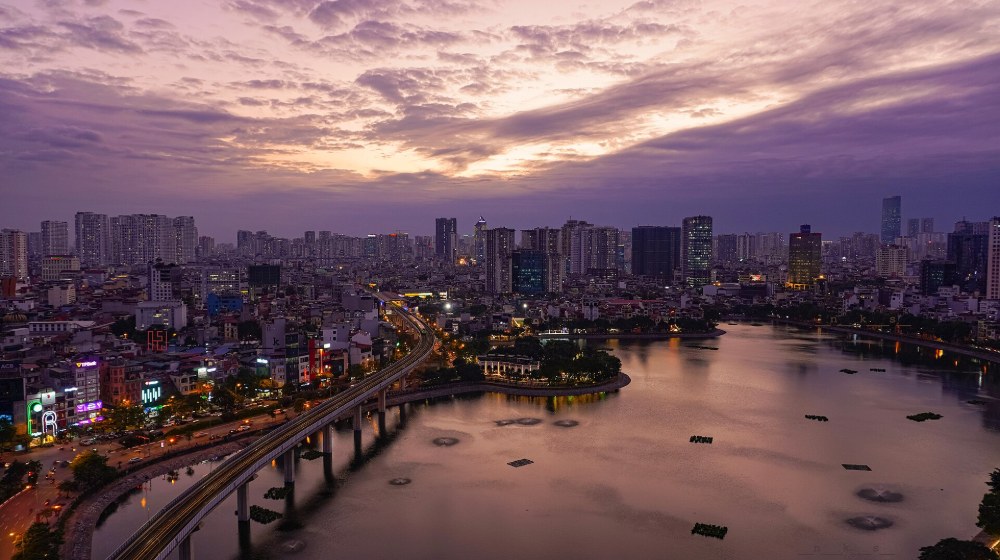 Hồ Hoàng Cầu nhìn từ trên cao, phường Ô Chợ Dừa